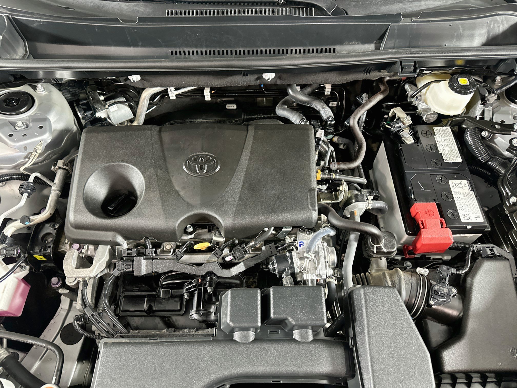 Used 2023 Toyota RAV4 XLE AWD/4WD image 33