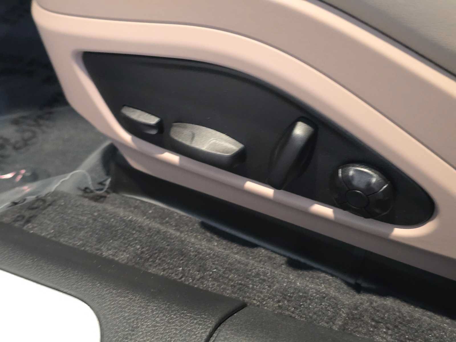 New 2026 Porsche Panamera 4 AWD/4WD image 24