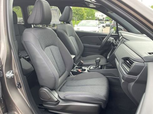 Used 2025 Subaru Forester Premium AWD/4WD image 21