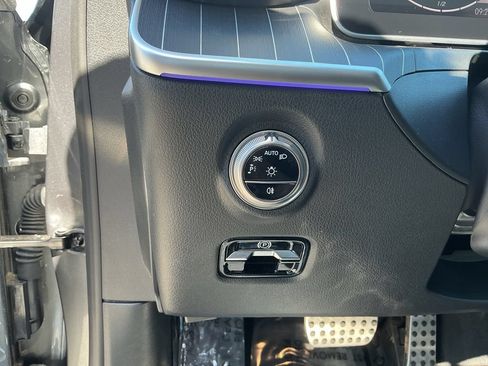 Certified 2025 Mercedes-Benz C 300 4MATIC Sedan image 15
