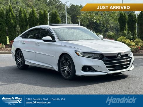 Used 2021 Honda Accord Touring image 1