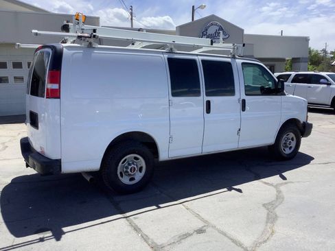 Used 2016 Chevrolet Express 2500 w/ Cold Climate Package RWD image 14