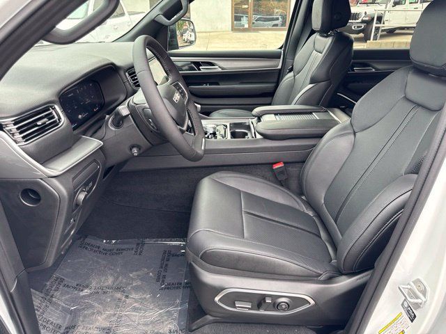 New 2026 Jeep Grand Wagoneer Limited AWD/4WD image 20