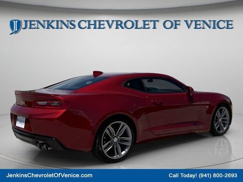 Used 2017 Chevrolet Camaro LT RWD image 5