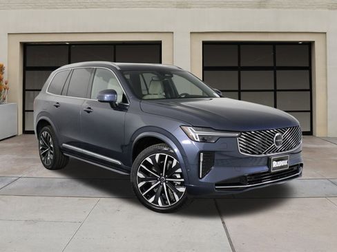 New 2026 Volvo XC90 B6 Plus w/ Protection Package Premier image 19