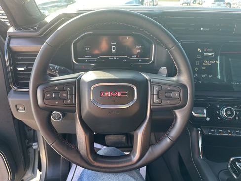 Used 2024 GMC Sierra 1500 AT4X image 20