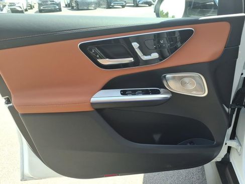 Certified 2026 Mercedes-Benz GLC 300 4MATIC image 11