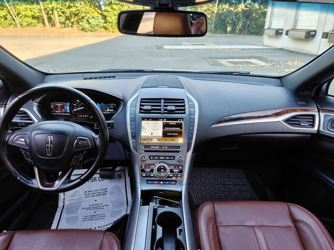 Used 2018 Lincoln MKZ Reserve w/ Technology Package FWD image 26