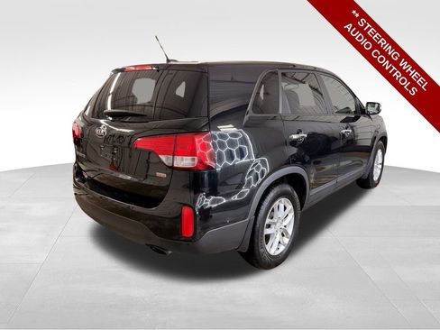 Used 2014 Kia Sorento LX image 7