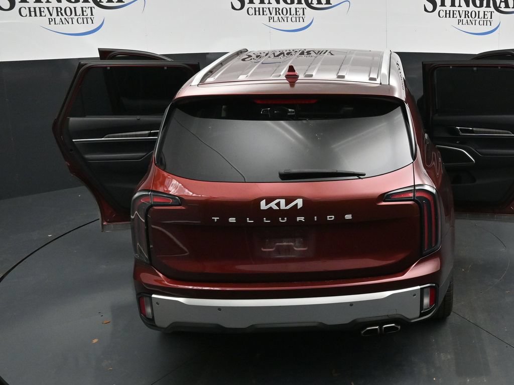 Used 2023 Kia Telluride EX w/ EX Captain's Chair Package FWD image 35