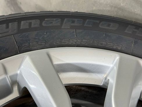 Used 2019 Nissan Rogue SV image 76