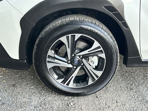 Certified 2025 Subaru Crosstrek 2.5i Premium image 10