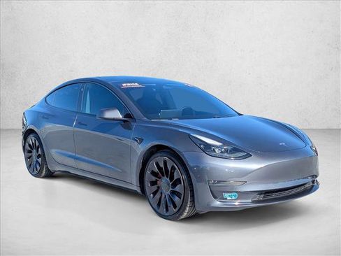 Used 2021 Tesla Model 3 Performance image 3