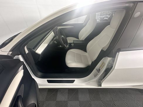 Used 2023 Tesla Model 3 Standard Range RWD image 13