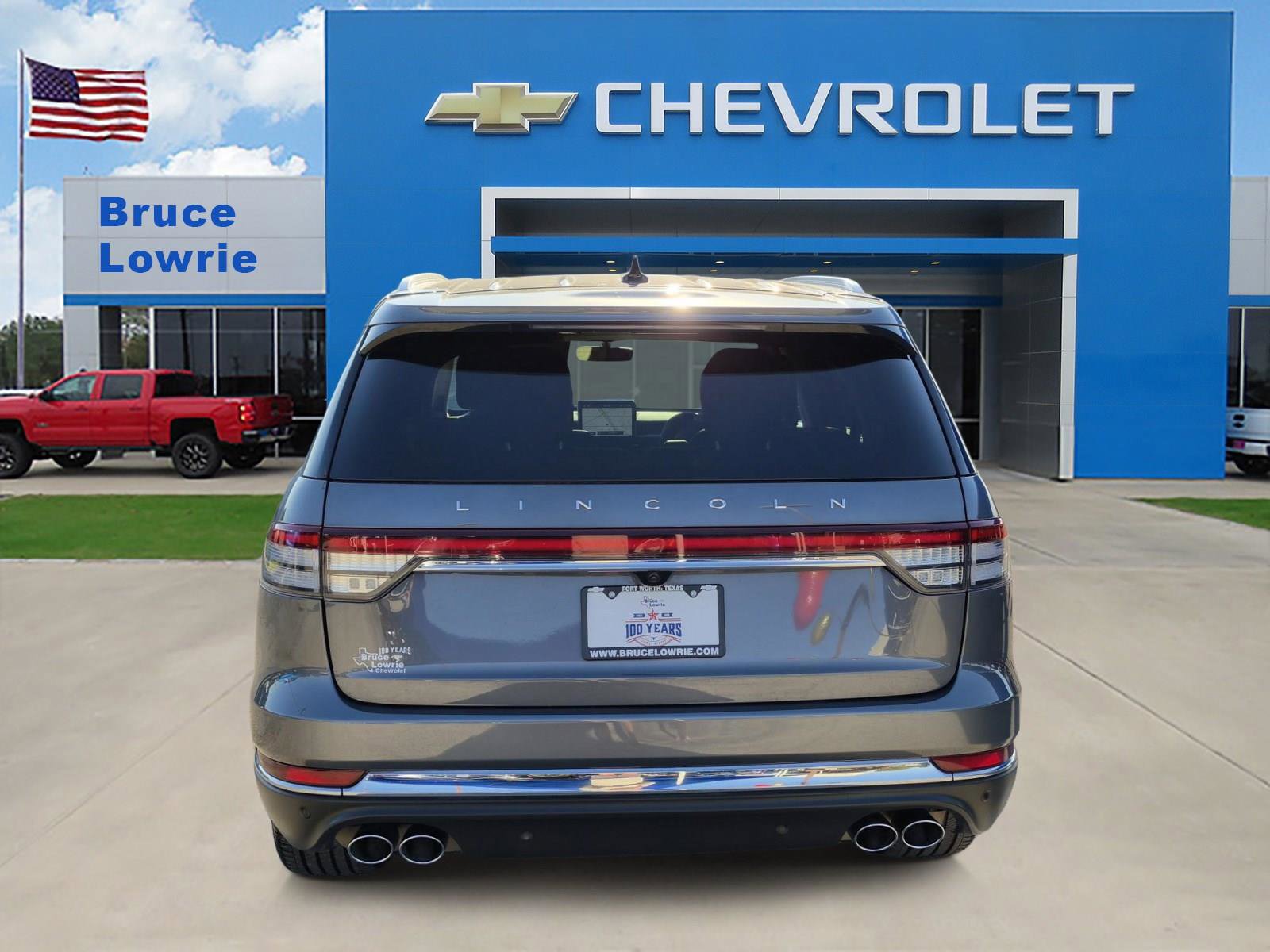 Used 2024 Lincoln Aviator Reserve w/ Equipment Group 201A AWD/4WD image 6