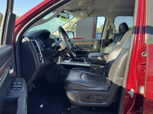 Used 2014 RAM 1500 Laramie w/ Convenience Group image 19
