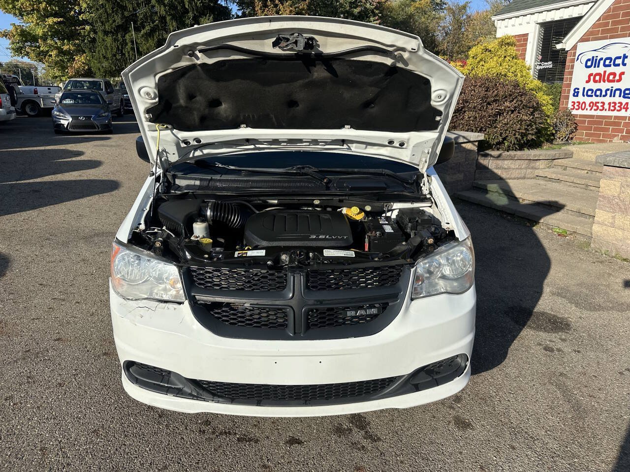Used 2015 RAM C/V Tradesman FWD image 12