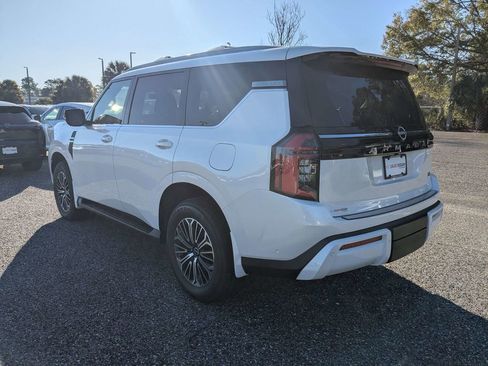 New 2026 Nissan Armada SL w/ Captain's Chari Seat Package RWD image 6