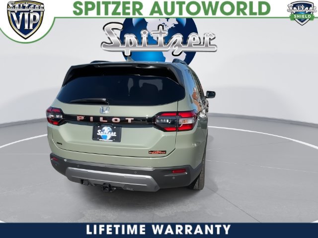 New 2026 Honda Pilot TrailSport image 13