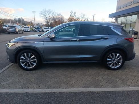 Used 2020 INFINITI QX50 Luxe w/ Navigation Package image 3