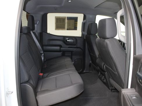 Used 2024 Chevrolet Silverado 1500 Custom image 32