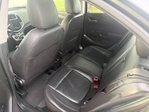 Used 2019 Chevrolet Sonic Premier FWD image 12