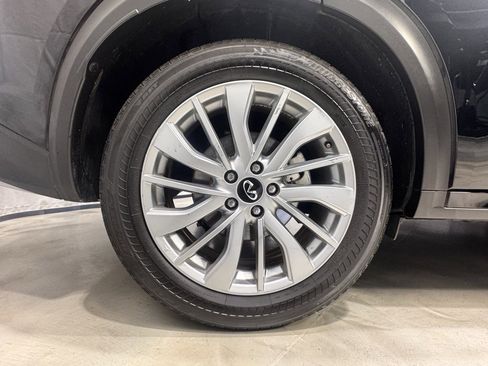 Certified 2024 INFINITI QX50 Luxe image 14