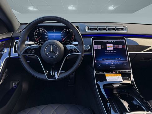 New 2026 Mercedes-Benz S 580 4MATIC Sedan image 3