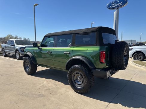 New 2025 Ford Bronco 4-Door w/ Sasquatch Package image 3