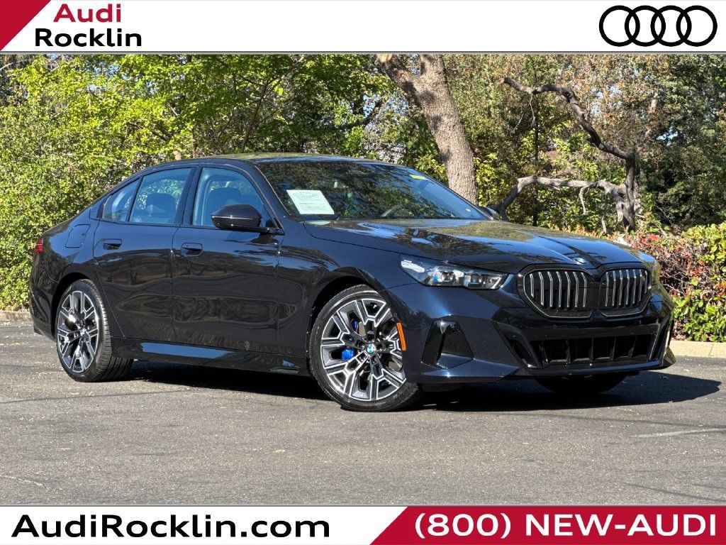 Used 2026 BMW 530i xDrive w/ M Sport Package AWD/4WD 360° Tour