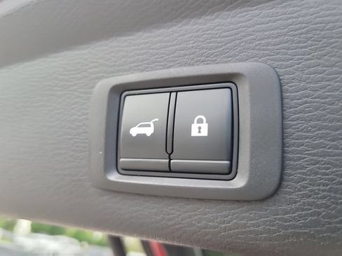 Used 2023 Mitsubishi Outlander SEL FWD image 11