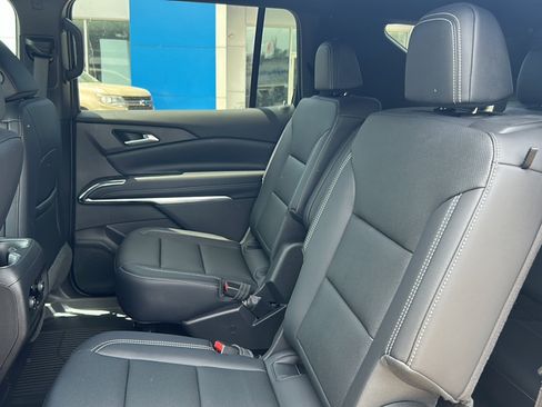 New 2026 Chevrolet Traverse LT w/ Midnight/Sport Edition AWD/4WD image 14