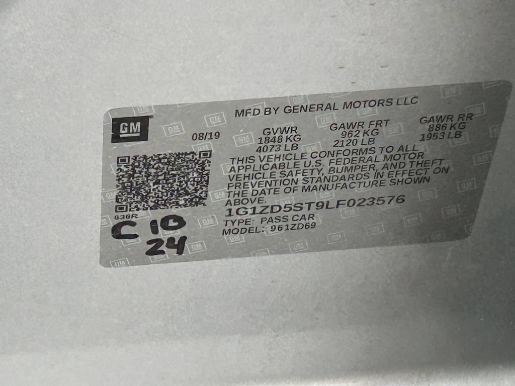 Used 2020 Chevrolet Malibu LT FWD image 37