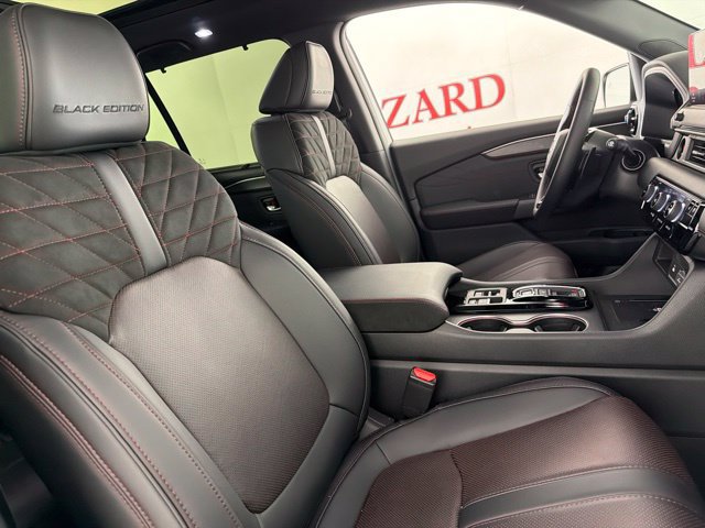 Used 2026 Honda Pilot Black Edition image 35