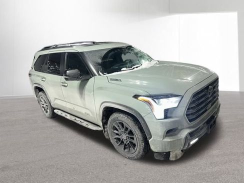 Used 2024 Toyota Sequoia Limited image 5