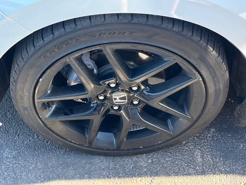 Used 2025 Honda Civic Sport image 8