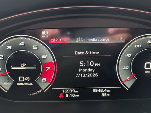 Used 2023 Audi S5 Premium Plus w/ Premium Plus Package AWD/4WD image 6