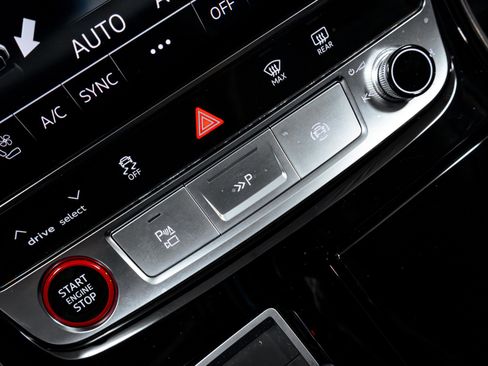 Used 2023 Audi S8 image 67