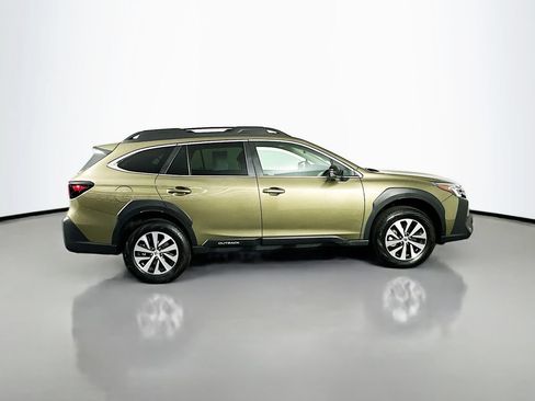 Used 2025 Subaru Outback Premium w/ Popular Package #1A AWD/4WD image 9