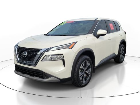 Certified 2023 Nissan Rogue SV FWD image 3