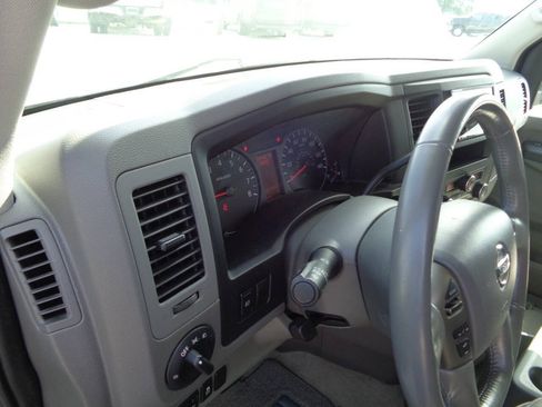 Used 2019 Nissan NV 3500 SL RWD image 18
