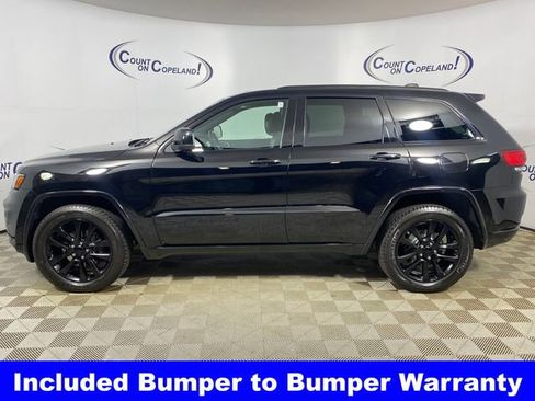 Used 2020 Jeep Grand Cherokee Altitude AWD/4WD image 2