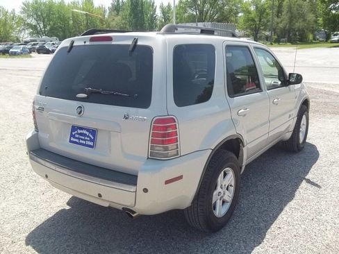 Used 2007 Mercury Mariner Base AWD 4dr SUV image 3