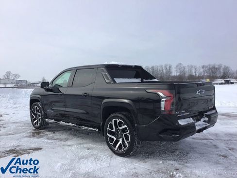 Used 2024 Chevrolet Silverado EV RST image 7