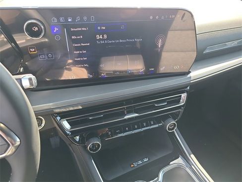 New 2026 Chevrolet Traverse LT w/ Driver Confidence Package image 31