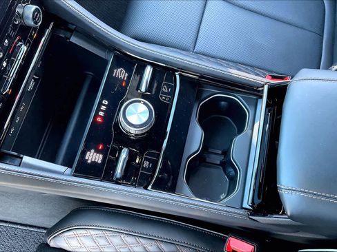 Used 2025 Jeep Grand Cherokee Summit w/ Obsidian Package image 16