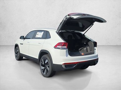 New 2026 Volkswagen Atlas Cross Sport SE FWD image 3