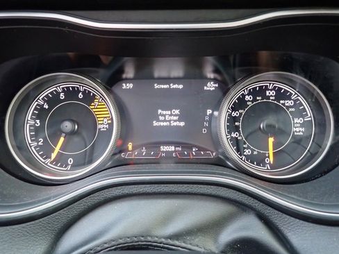 Certified 2019 Jeep Cherokee Limited w/ Trailer Tow Group image 26