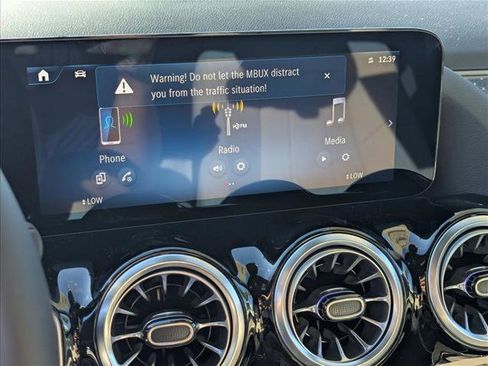 New 2025 Mercedes-Benz GLA 250 image 13