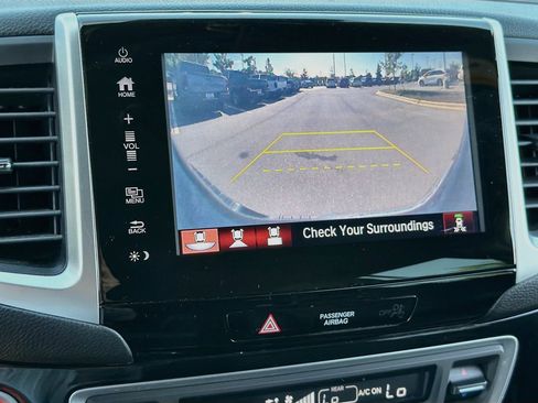 Used 2020 Honda Ridgeline Black Edition image 15
